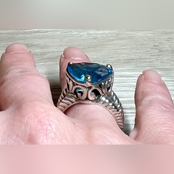 Vintage Designer DS ID Sterling Silver & 18K Gold Blue Topaz Ring, Size 6.5 - Picture 10 of 11